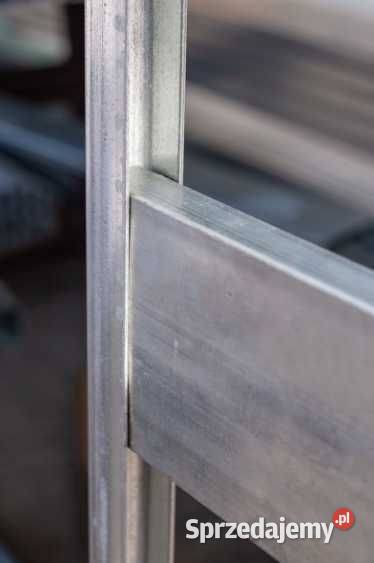 Słupki ogrodzeniowe 60x40x2 2 3 m stal słupek Padew Narodowa