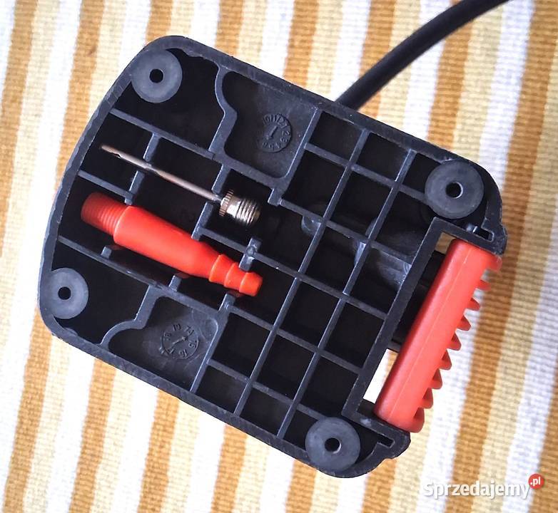 Pompka motocyklowa z manometrem cyfrowym