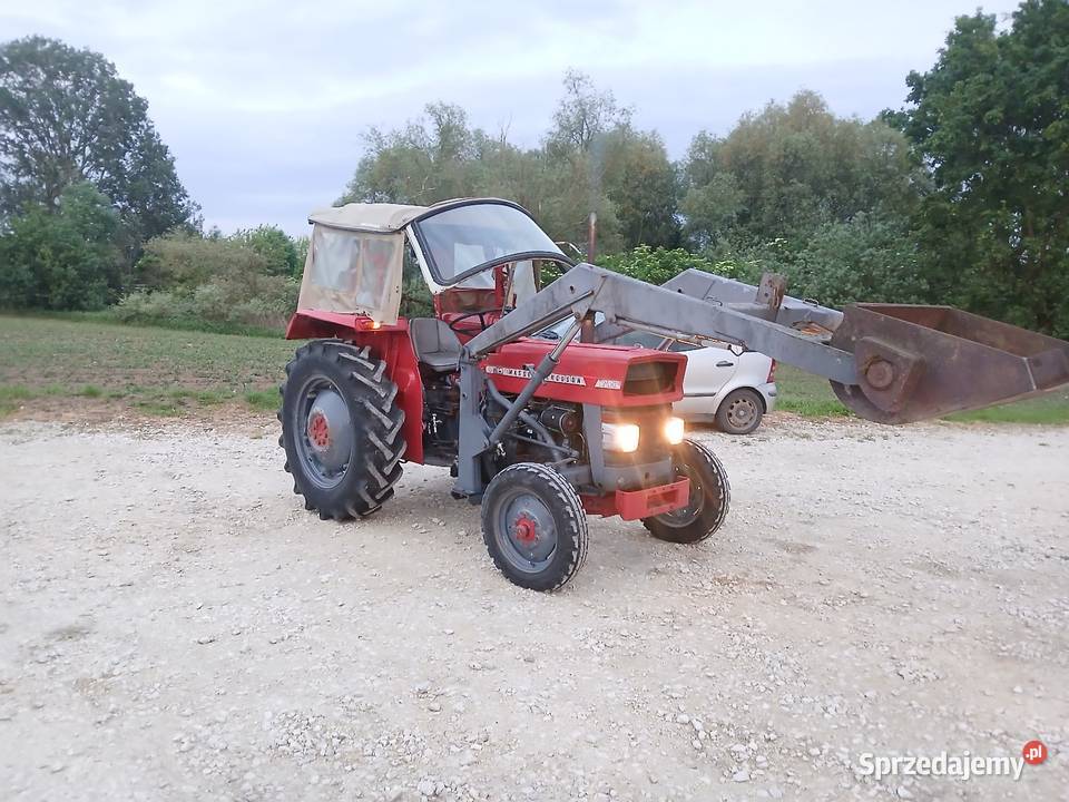 Ciągnik Mf 133 z turem Zaczep górny Nowy Korczyn