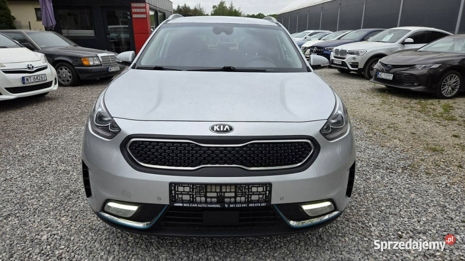 Kia Niro 16 GDI 140 Plug in 85 Kamera Navi Skóra lakier metallic