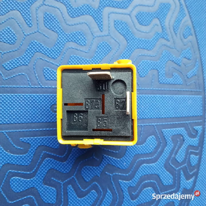 BMW Przekaźnik E36 E38 E46 61368366282 przekaźniki podkarpackie Dębica