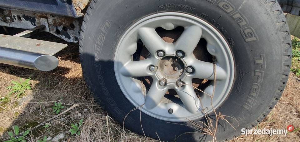 Nissan Terrano Ford Maverick Felgi opony Garwolin