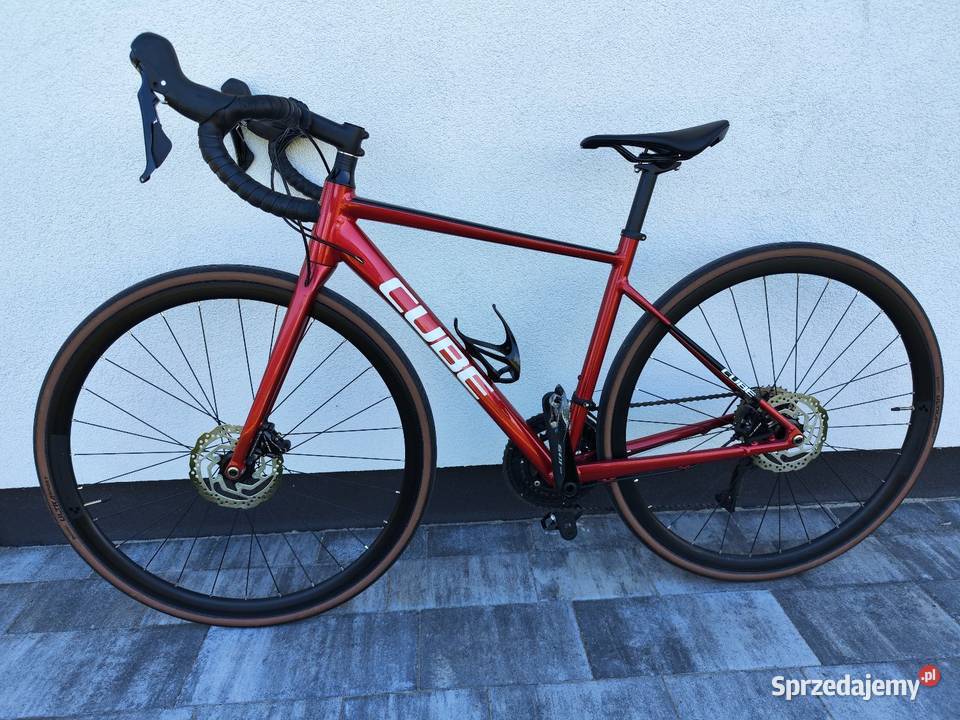 Rower szosowy Cube Attain SL SHIMANO 105
