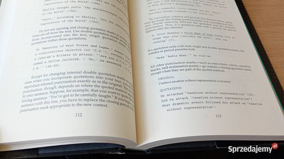 MLA style manual and guide to scholarly Rok wydania 1999 Podręczniki Gdańsk