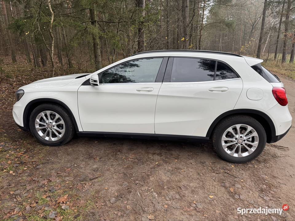 Mercedes GLA serwisowany bezwypadkowy Białystok sprzedam