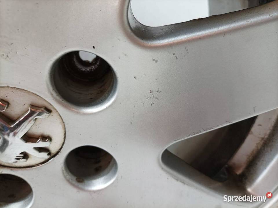 FELGA ALUMINIOWA R17 5X108 ET45 OC65 75J17