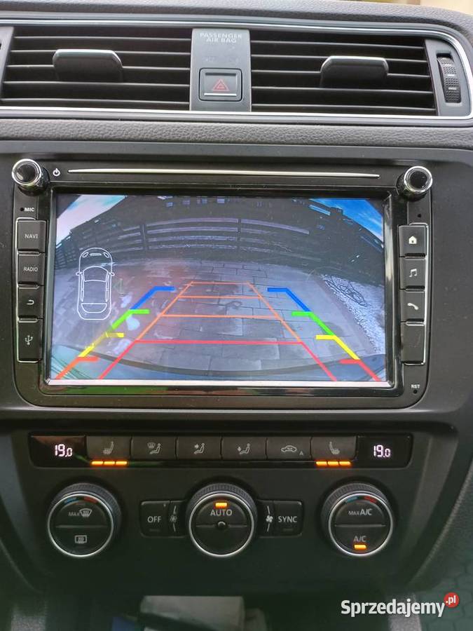 Volkswagen Jetta Lift Comfortline 14 TSI Salon manualna