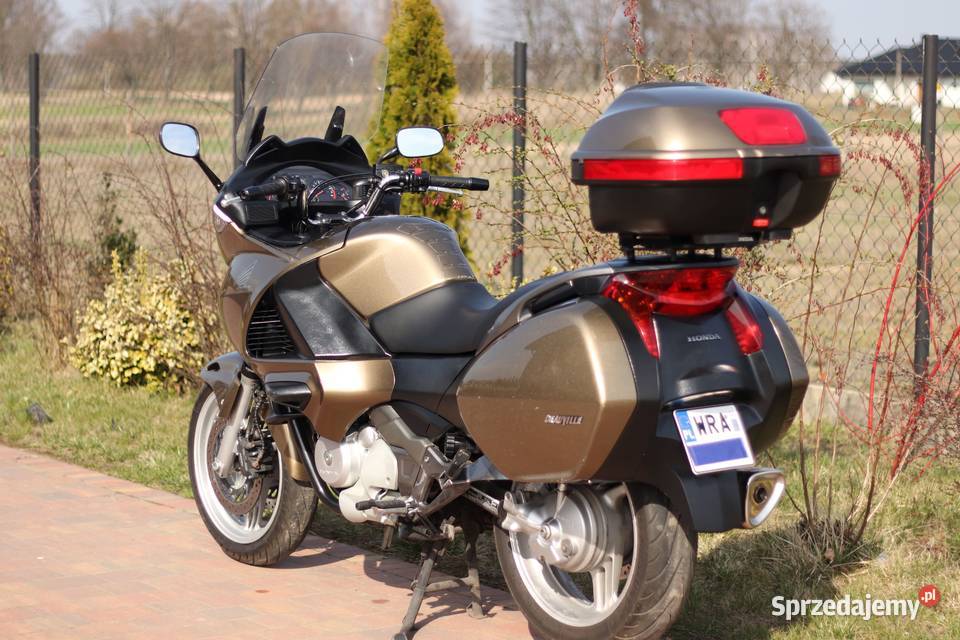 HONDA NTV 700 Deauville mazowieckie Pionki