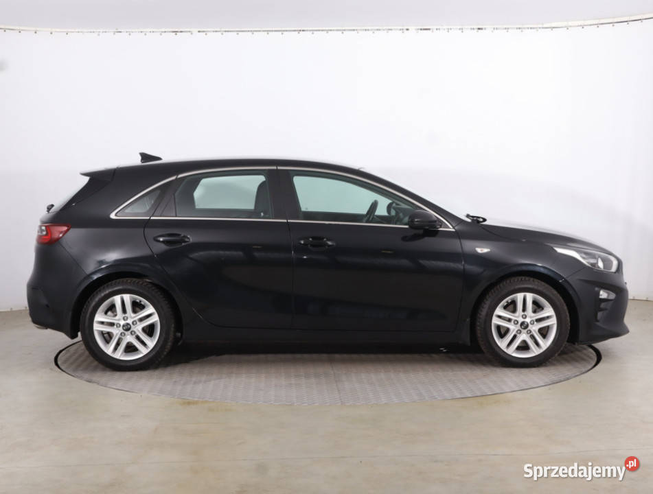 Kia Ceed 10 TGDI kamera cofania Piaseczno