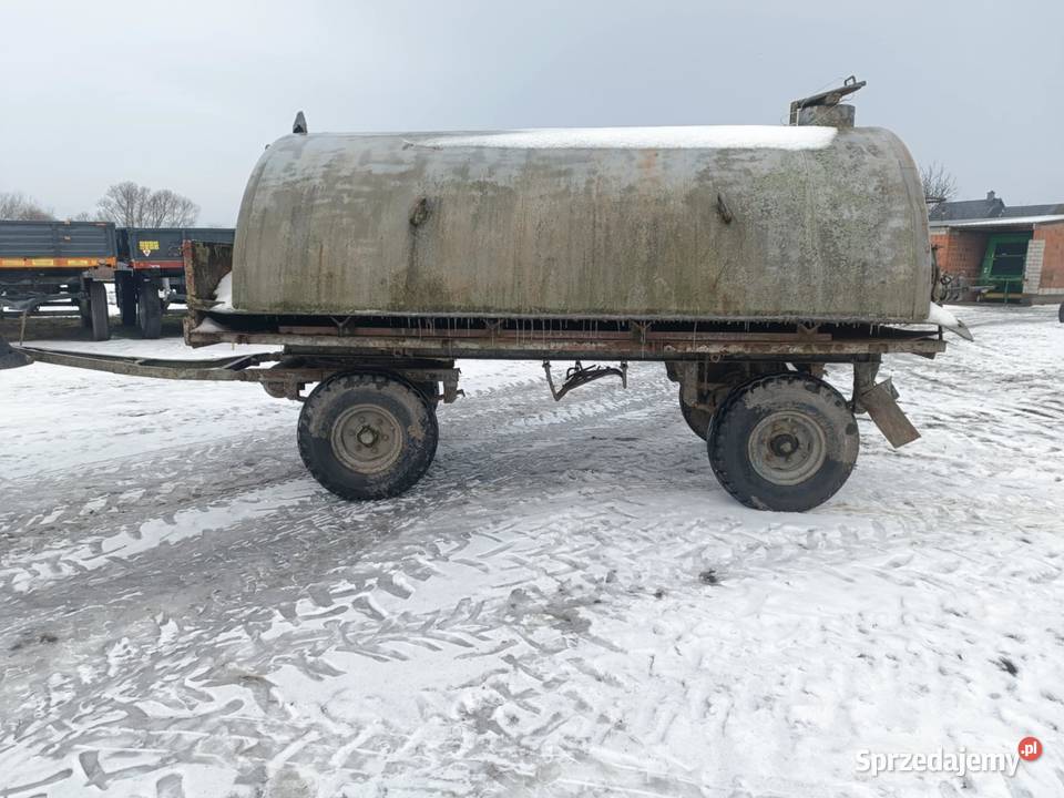 Przyczepa wywrotka d35beczka do wody transport Przyczepy rolnicze Bełchatów sprzedam