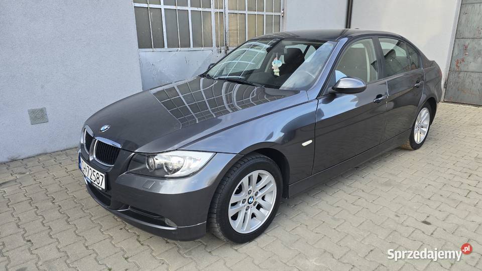 BMW Seria 3 318i Używany 2005 11 900 PLN Nowy Świętów