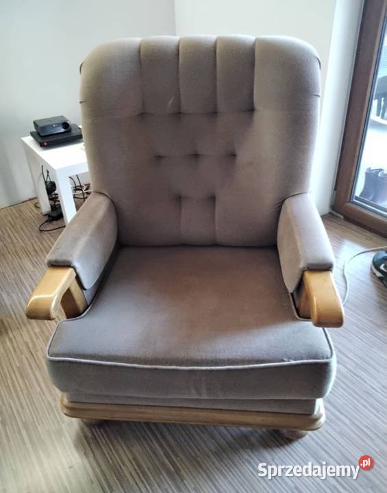 Komplet wypoczynkowy kanapa i dwa fotele łódzkie