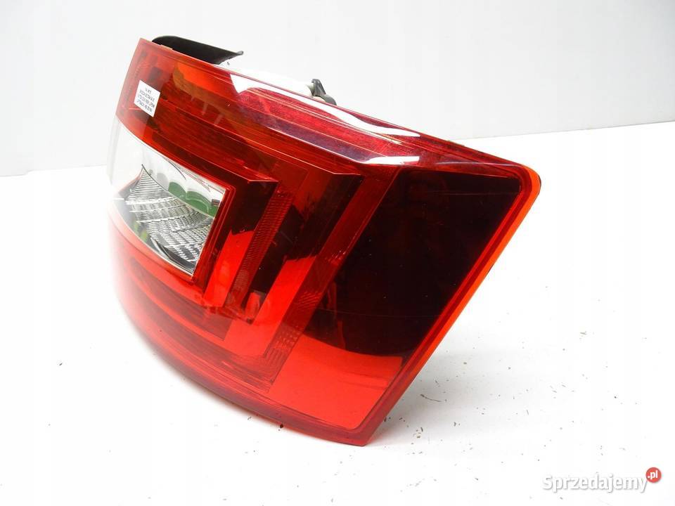 LAMPA PRAWY TYŁ PRAWA TYLNA W BŁOTNIK 5E5945096 sprzedam