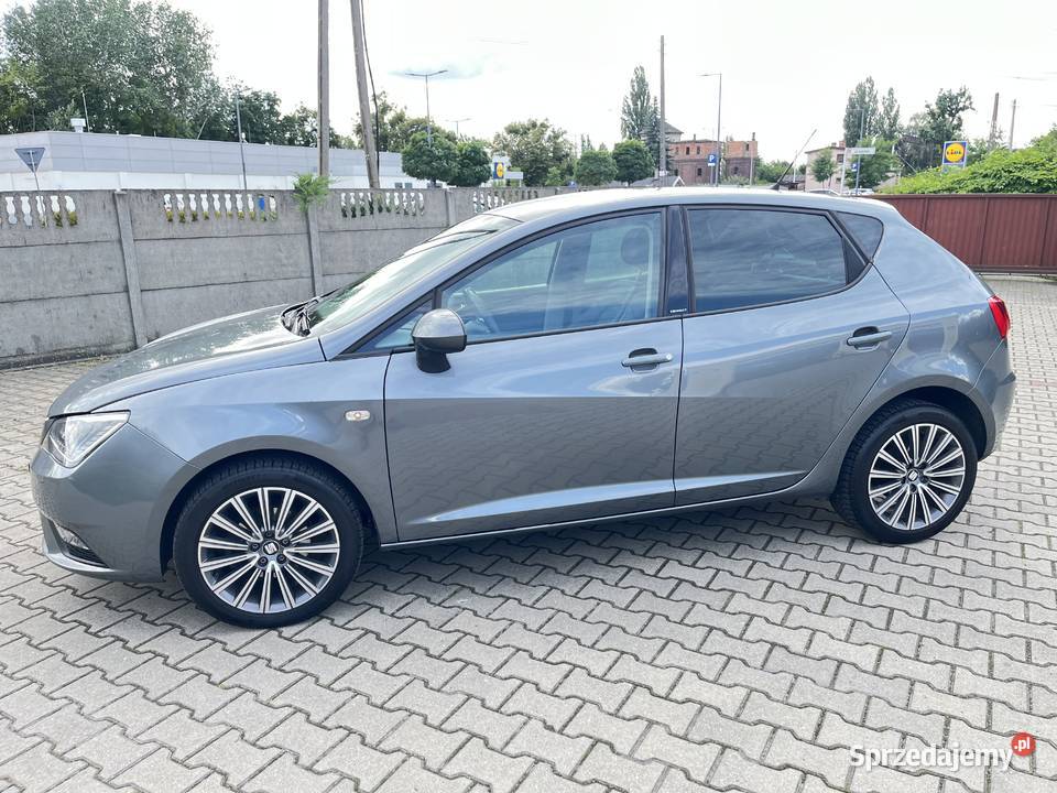 Seat Ibiza bogata wersja Connect komputer pokładowy Ibiza wielkopolskie Rogoźno