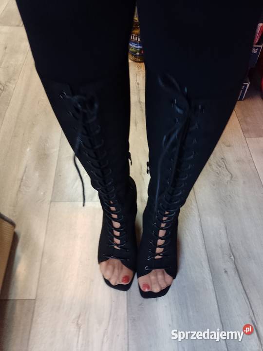 40 Czarne Sznurowane kozaki szpilki wieczorowe z Kraków