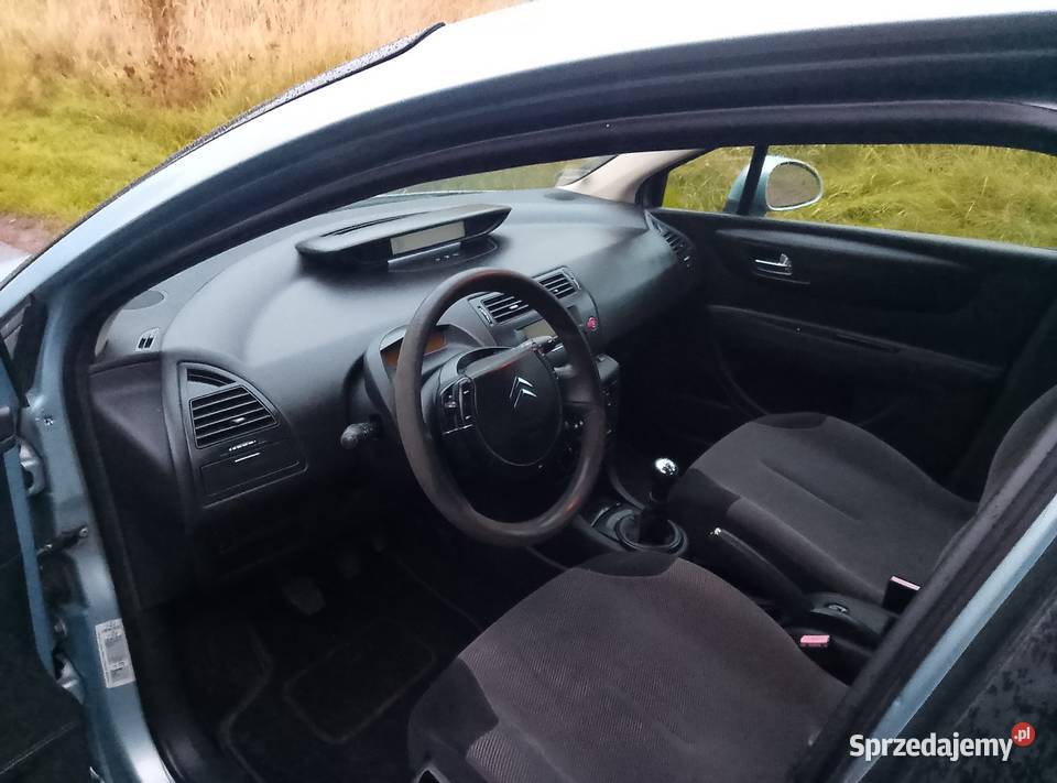 Citroen C4 16 hdi Mały przebieg 1560cm3 Wrocław sprzedam