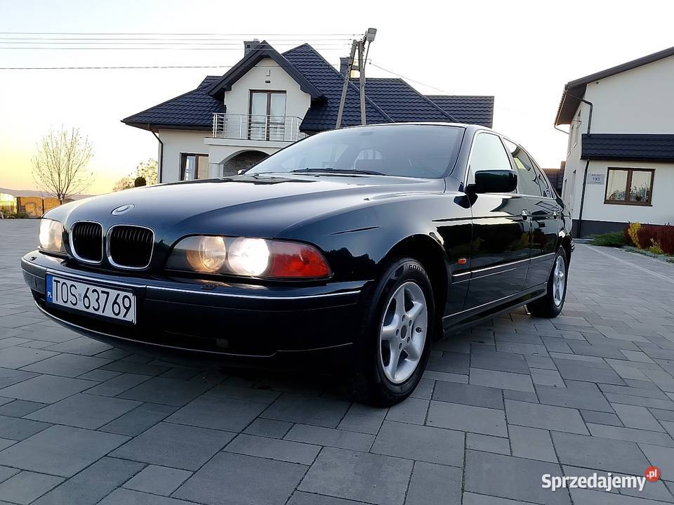 BMW E39 sedan benzyna 6cylindrow manualna Motoryzacja Bieliny