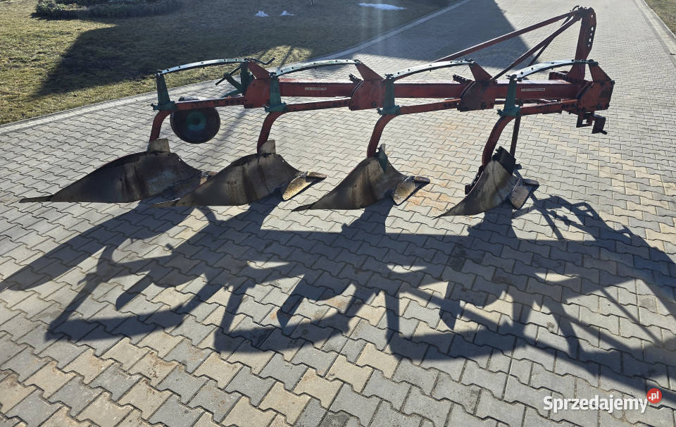 Pług 4 skibowy KVERNELAND K5 resor Wizna