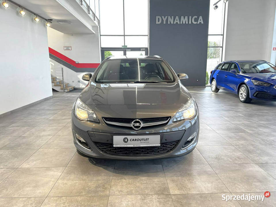 Opel Astra ST 14 120 M6 20132014 r salon J Myślenice sprzedam