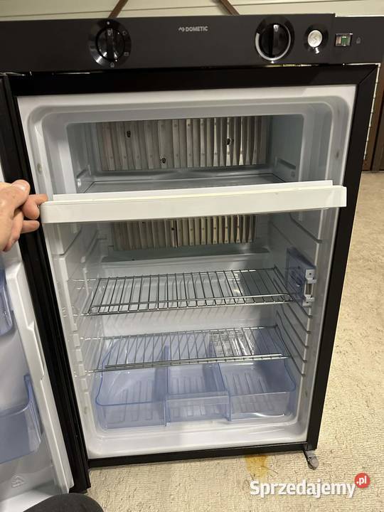 Lodówka Dometic kamper przyczepa Kamyk sprzedam