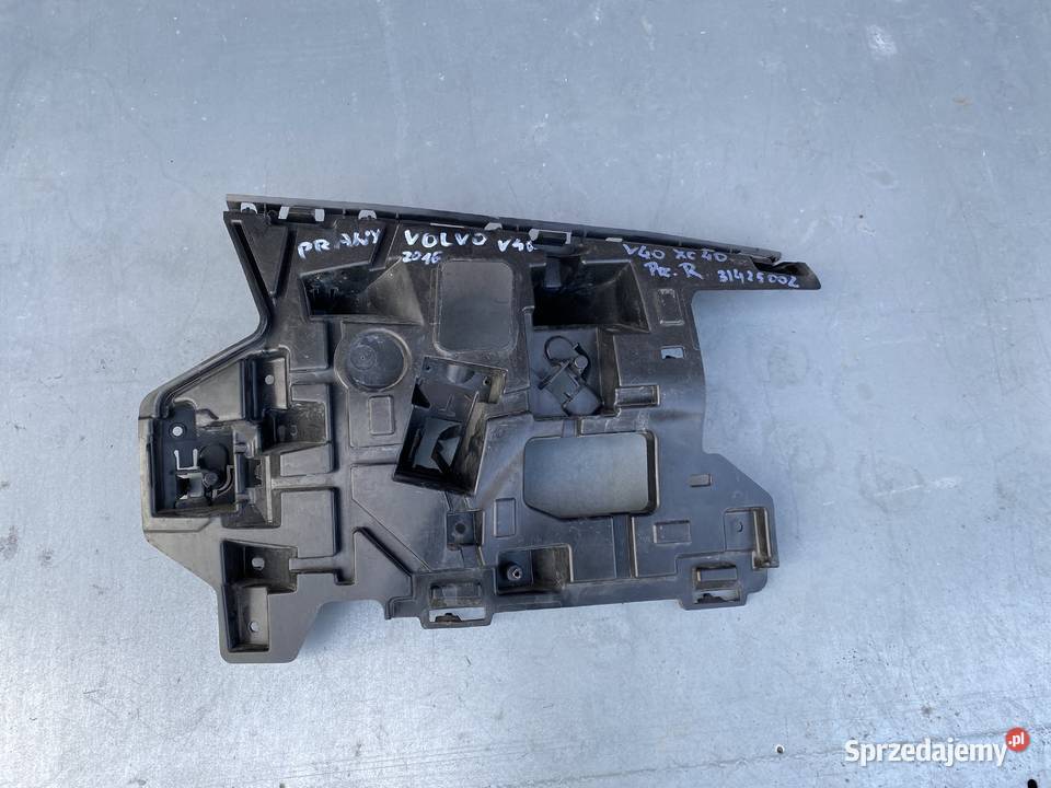 Volvo V40 II ślizg mocowanie zderzaka przód Kozubszczyzna