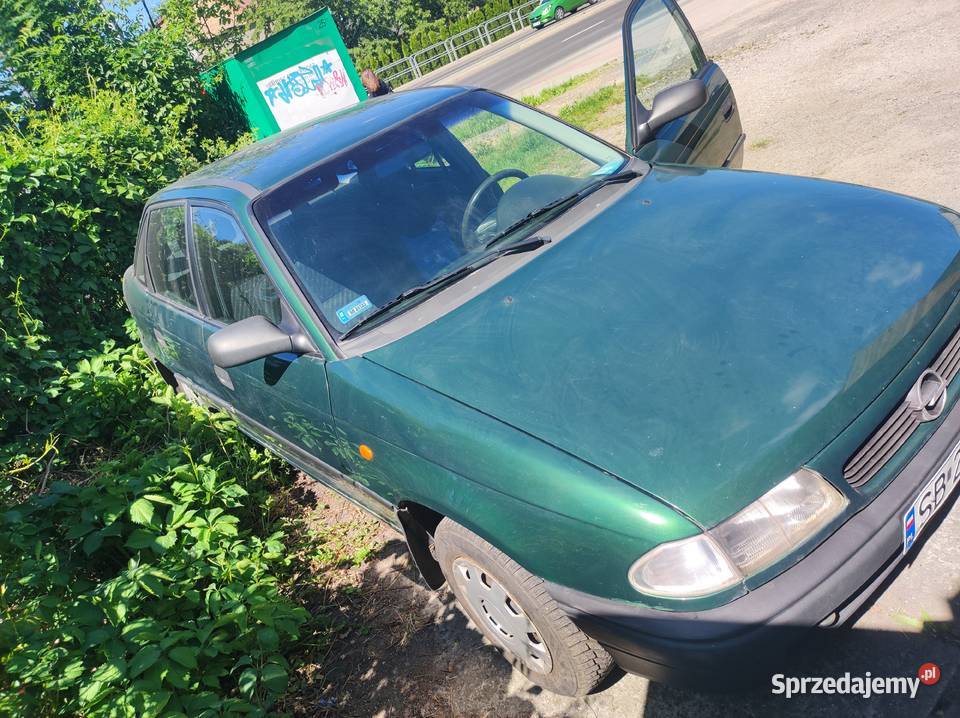 Opel Astra F 16 benzyna 1997r centralny zamek Bielsko-Biała