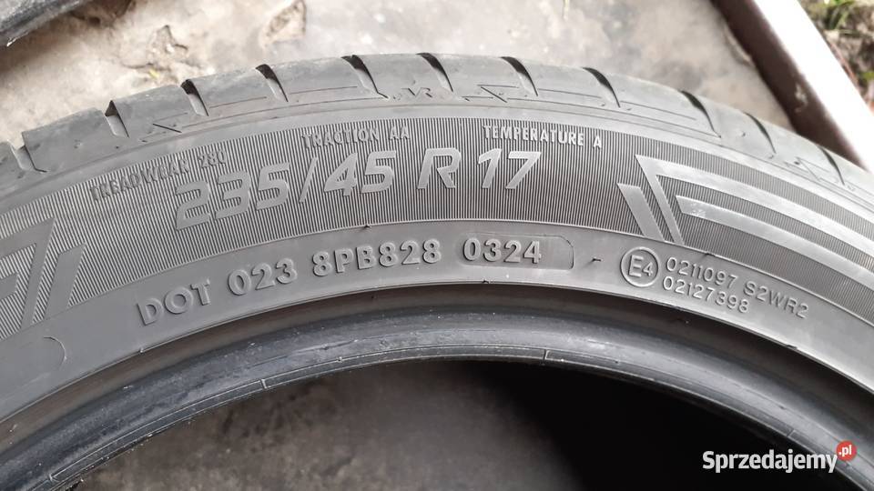 Opony 235x45xR17 4 Vredestein Warszowice