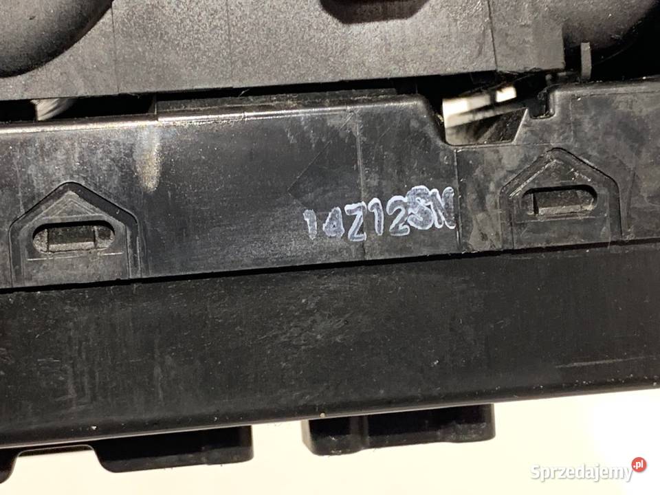 PRZEŁĄCZNIK SZYB NISSAN QASHQAI J11 Crossover Mechanizmy opuszczania szyb