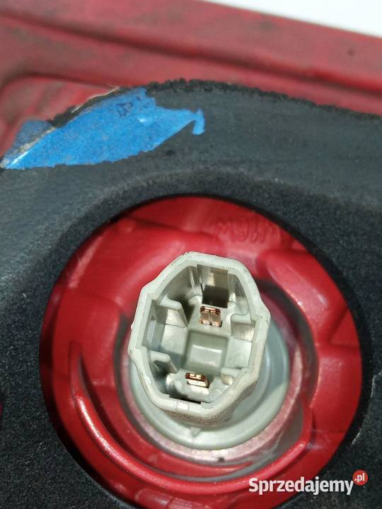 LAMPA TYŁ W KLAPĘ KOMPLET HB 13287977 Mitsubishi Lampy tylne świętokrzyskie sprzedam