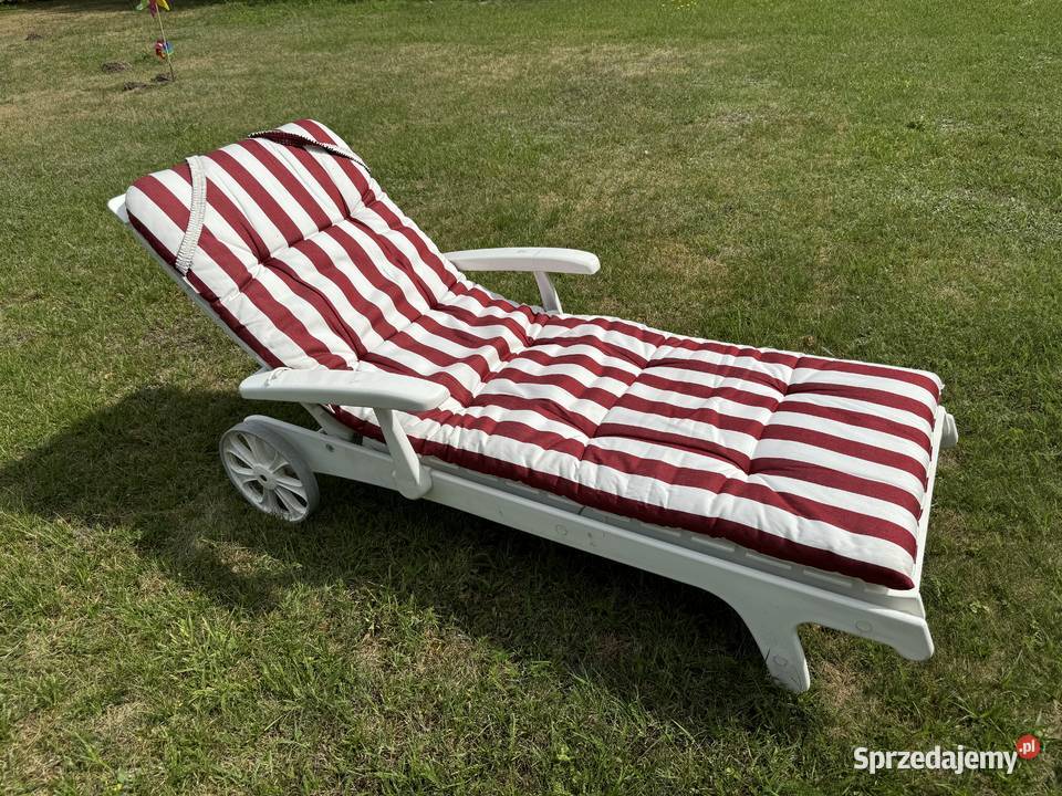 Materacyk w pasy biało bordowy na leżak długi Garwolin