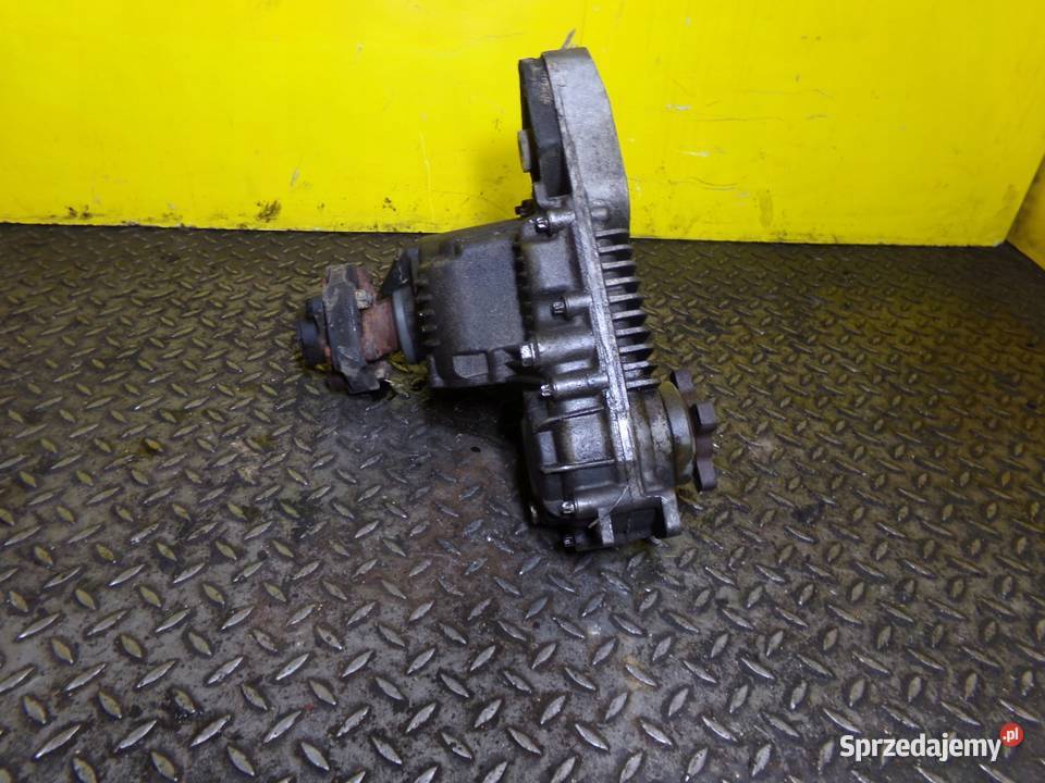 BMW X3 E83 30 B 06r 231 reduktor Pozostałe Suków