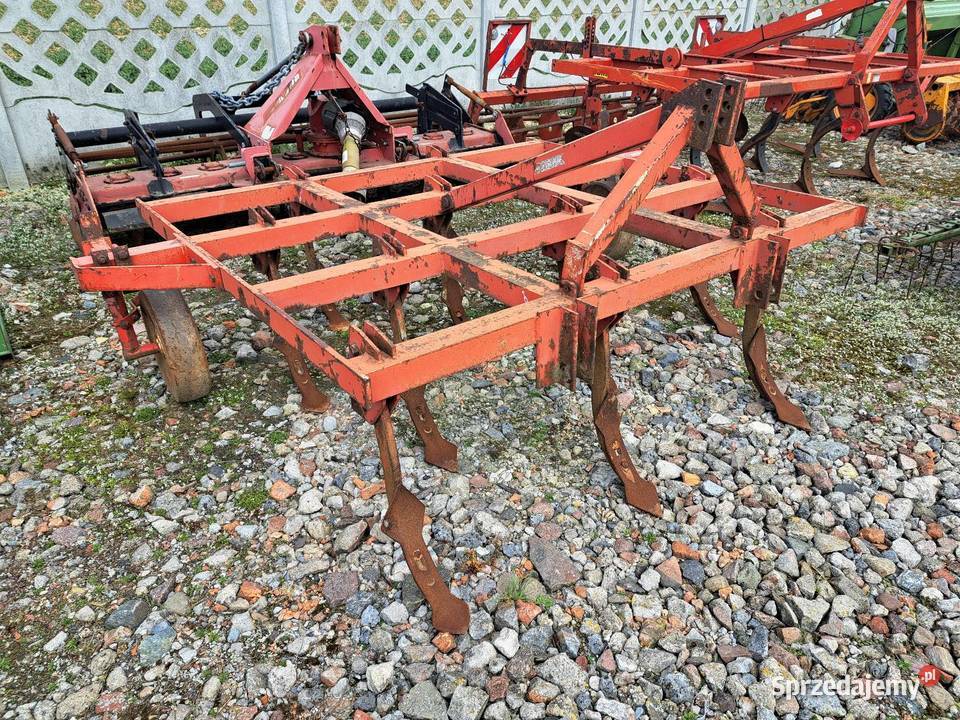 Gruber agregat scierniskowy bezorkowy LEMKEN wał Kłodawa