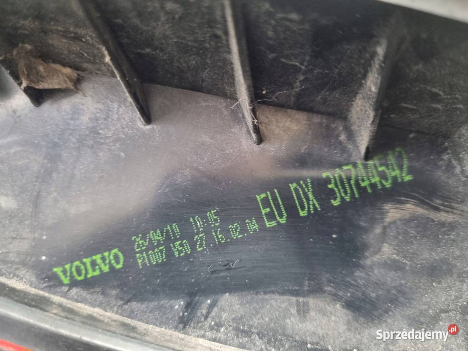 LAMPA PRAWA Volvo V50 KOMBI 0712r LIFT TYLNIA Rudka sprzedam