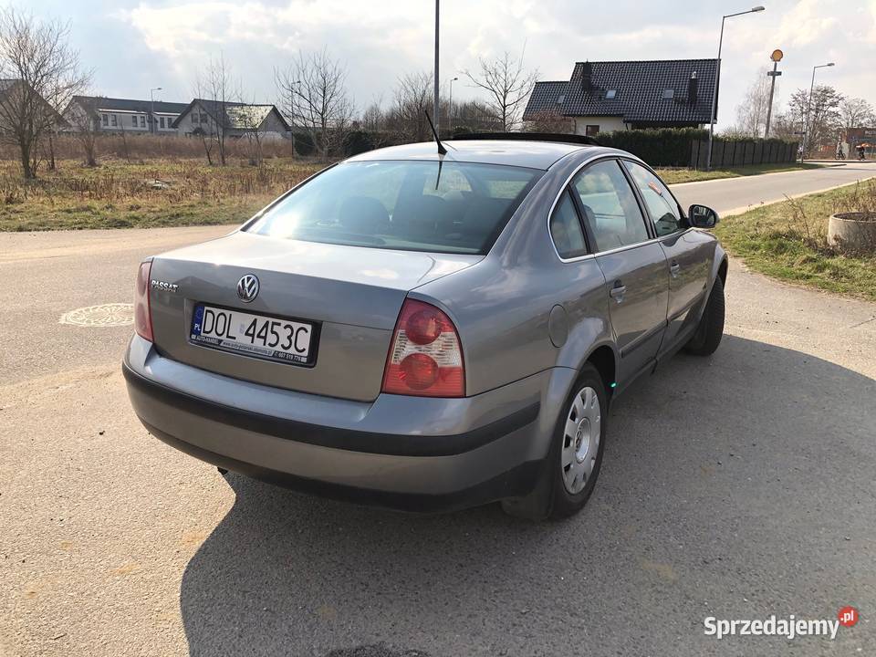 Sprzedam VW Passata B5 silnik 16 102 bez gazu Oleśnica