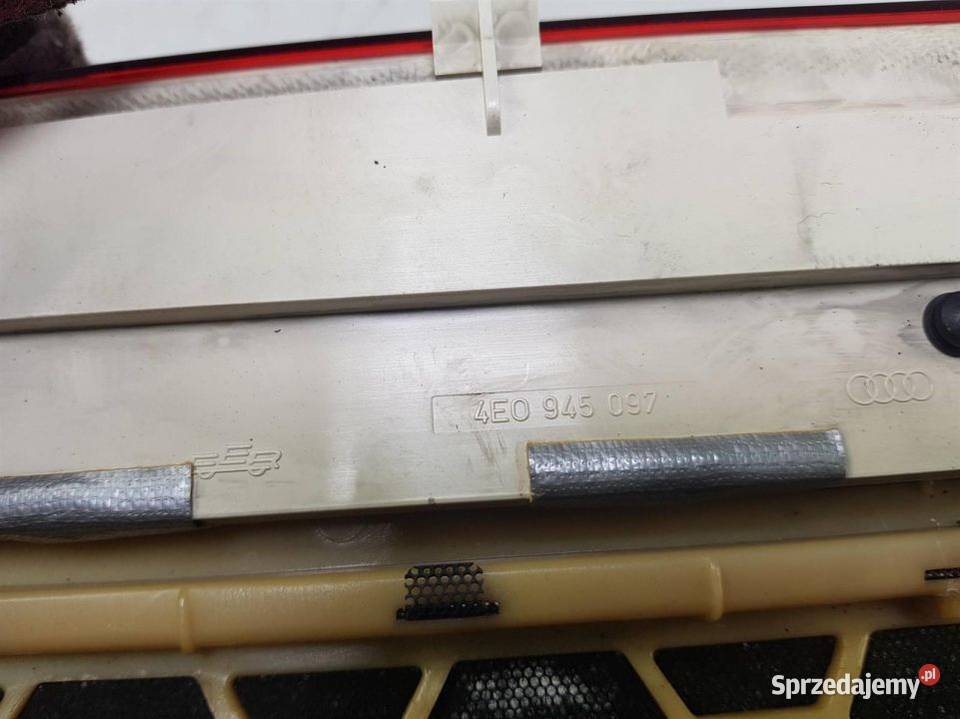 LAMPA STOP 4E0945097 AUDI A8 Lipno sprzedam
