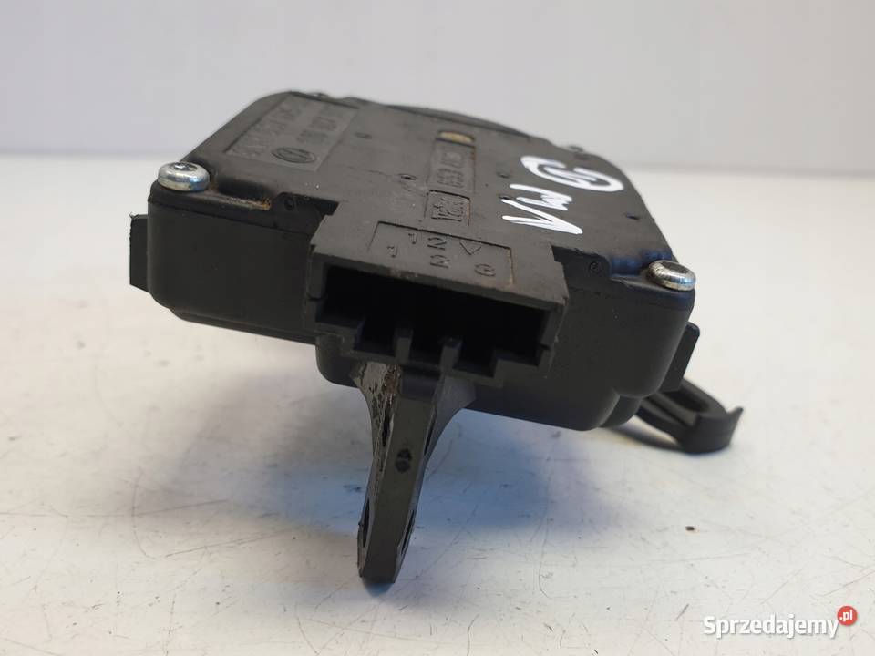 Vw Passat B5 SILNICZEK NAGRZEWNICY 1J0907511 Rudka