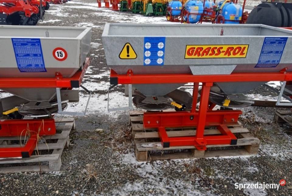 ROZSIEWACZ DO NAWOZÓW 400L FIRMY STRUMYK Ostrołęka sprzedam