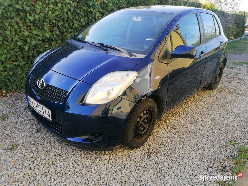 Toyota Yaris 13 benzyna 5 drzwi Konstantynów Łódzki