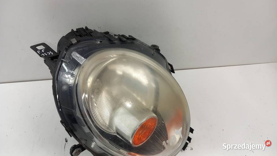 MINI COOPER R56 LAMPA PRZÓD PRAWA osobowe Zbierkowo
