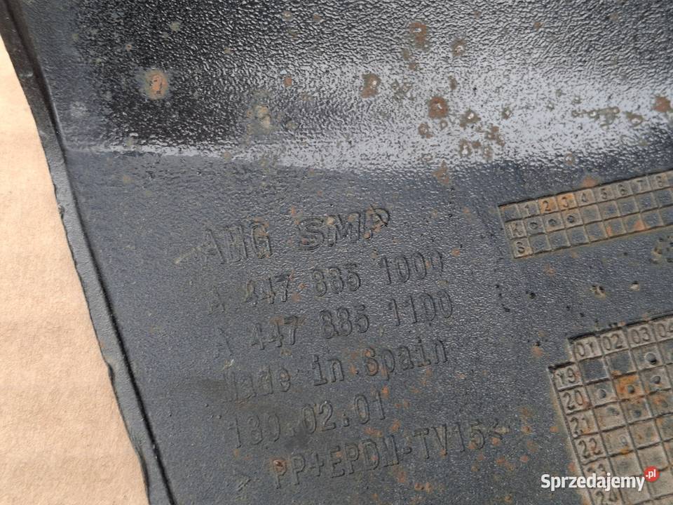 MERCEDE VKLASA W447 AMG ZDERZAK PRZÓD PRZEDNI Bieleń sprzedam