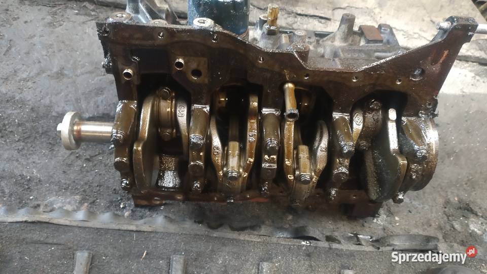 RENAULT MEGANE III 16 16V K4M R858 silnik dół osobowe