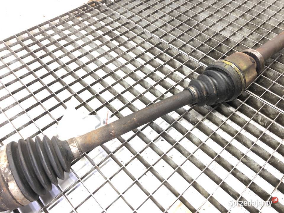 PÓŁOŚ PRAWY PRZÓD RENAULT SCENIC III 14 131