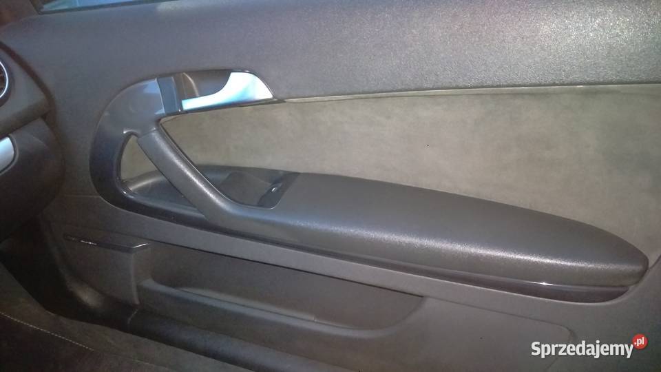 prawy boczek audi a 3 8 p 3 drzwiowy alcantara Wrocław