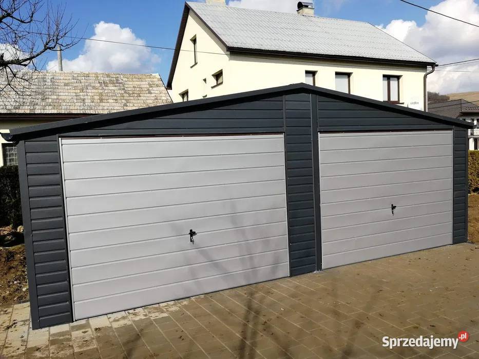 Garaż blaszany 7x6 dwustanowiskowy w kolorze Kraków