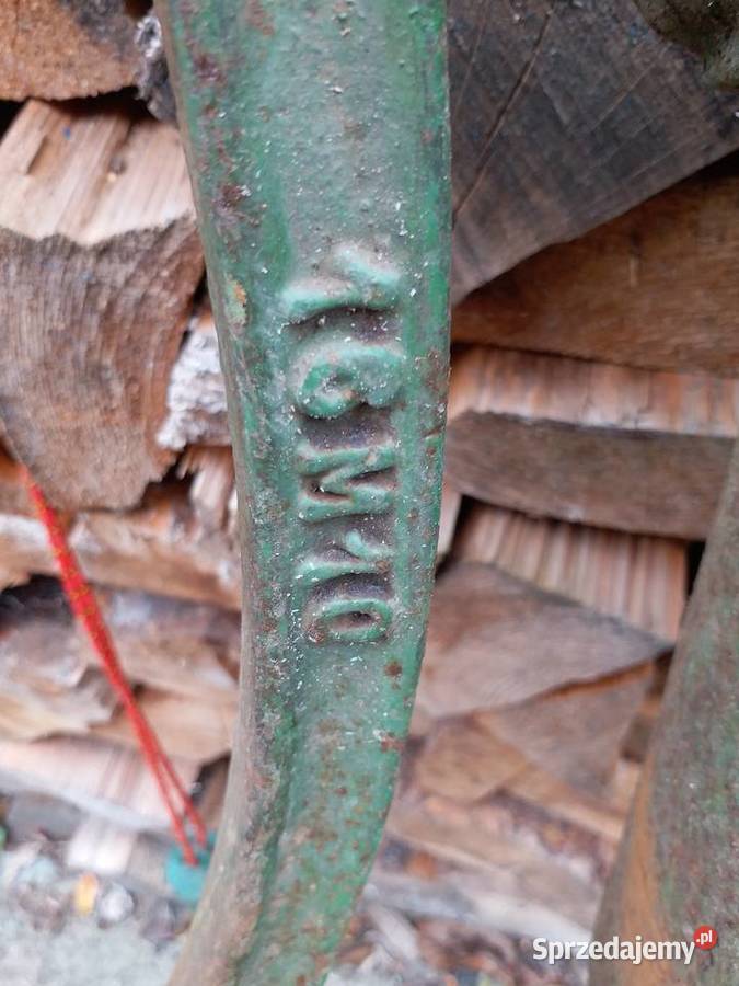 Dekoracja ogrodowaZabytkowaPompa abisynka Barlinek