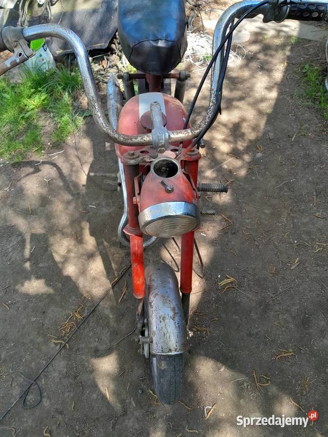 Motorynka M2 węgierska czerwona Świerzawa sprzedam