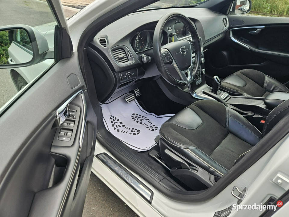 Volvo V40 20 benzyna T4 190 RDesign Automat Hatchback łódzkie Opoczno