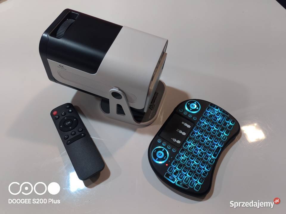 Projektor 4Kwifi Android Warszawa sprzedam