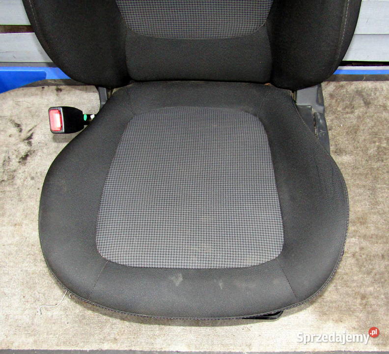 FOTEL PRZEDNI LEWY HYUNDAI I20 LIFT 2014r 5D Mysłaków