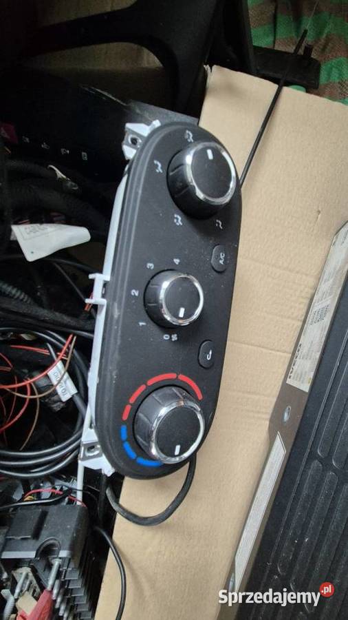 Iveco daily 20202021 panel Rok produkcji 2021 Części samochodowe Białystok
